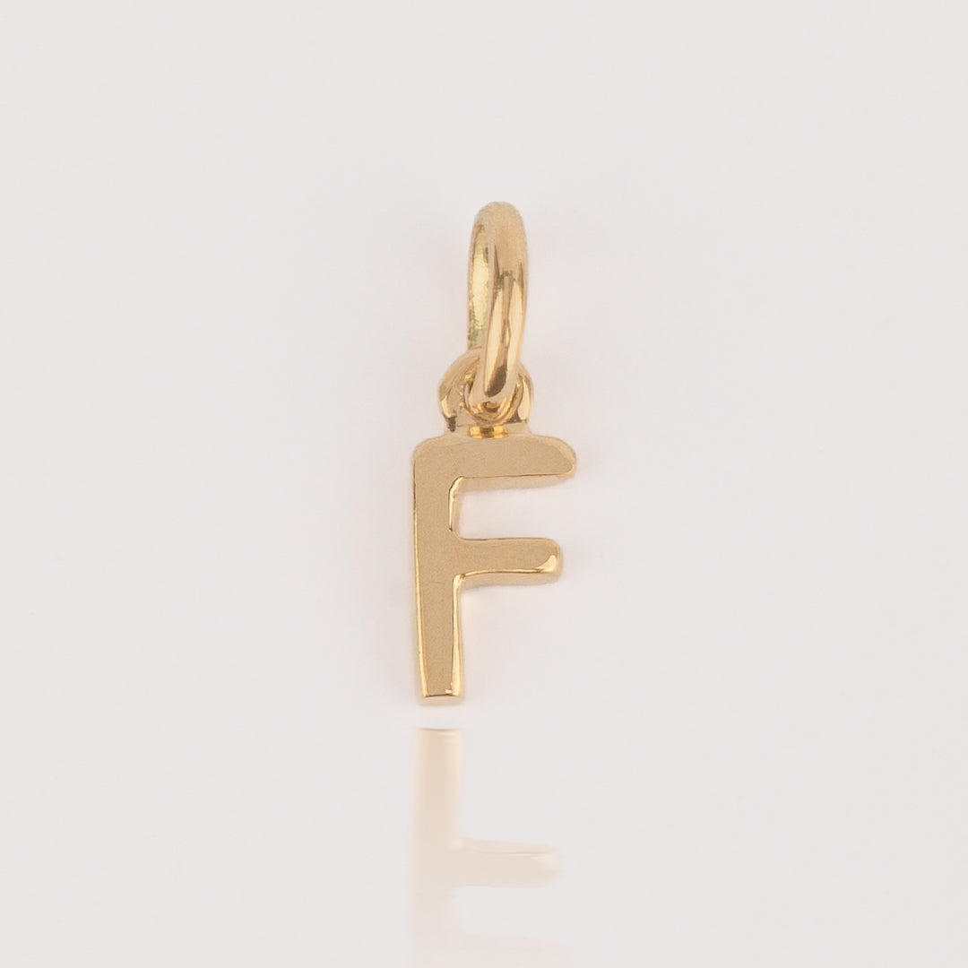 Dije Inicial Oro 18K