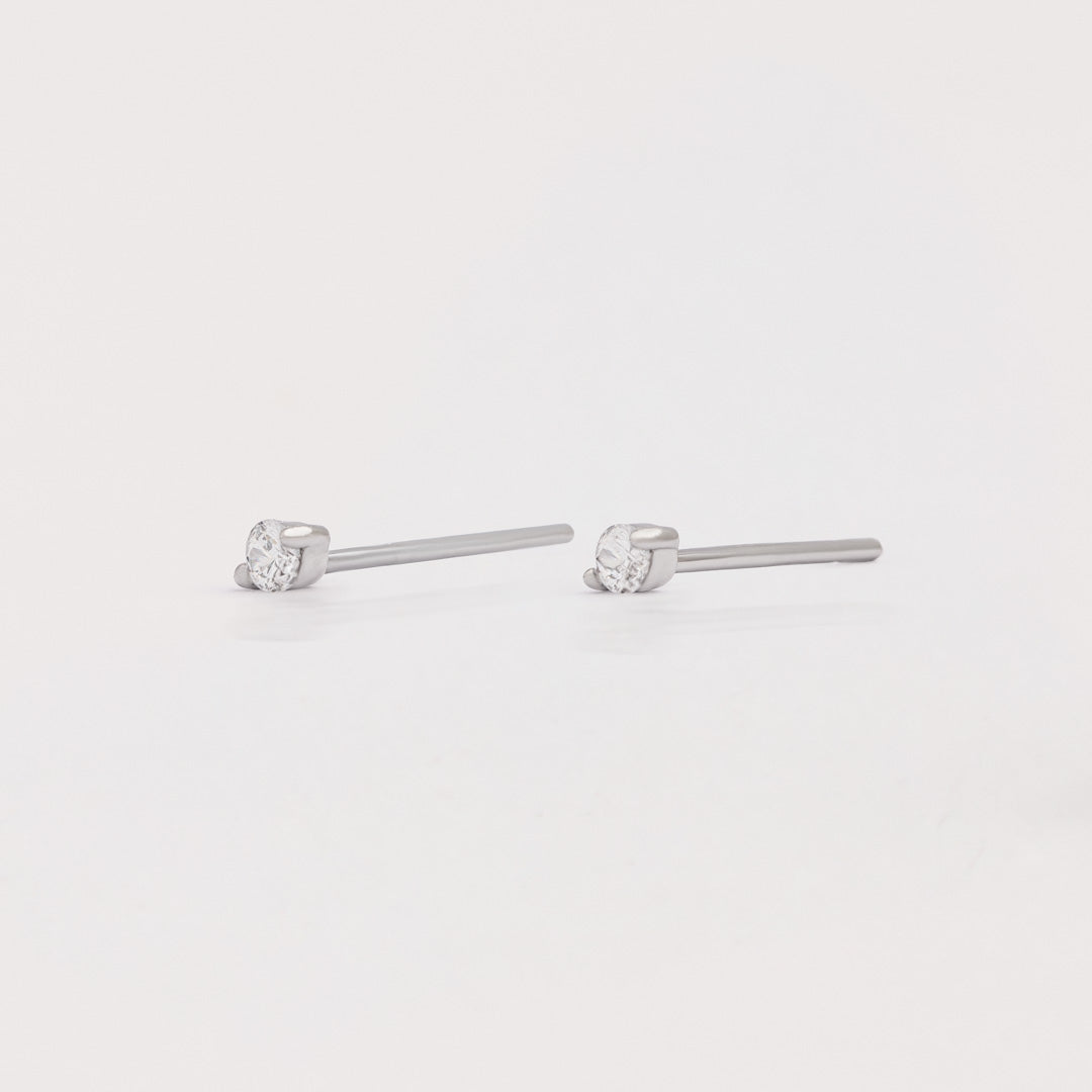 Aretes Mini punto de luz