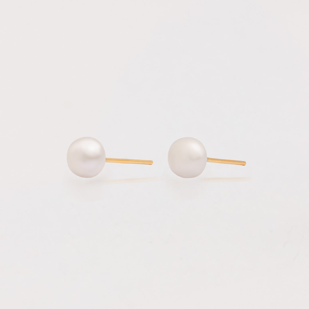 Aretes Perlita media