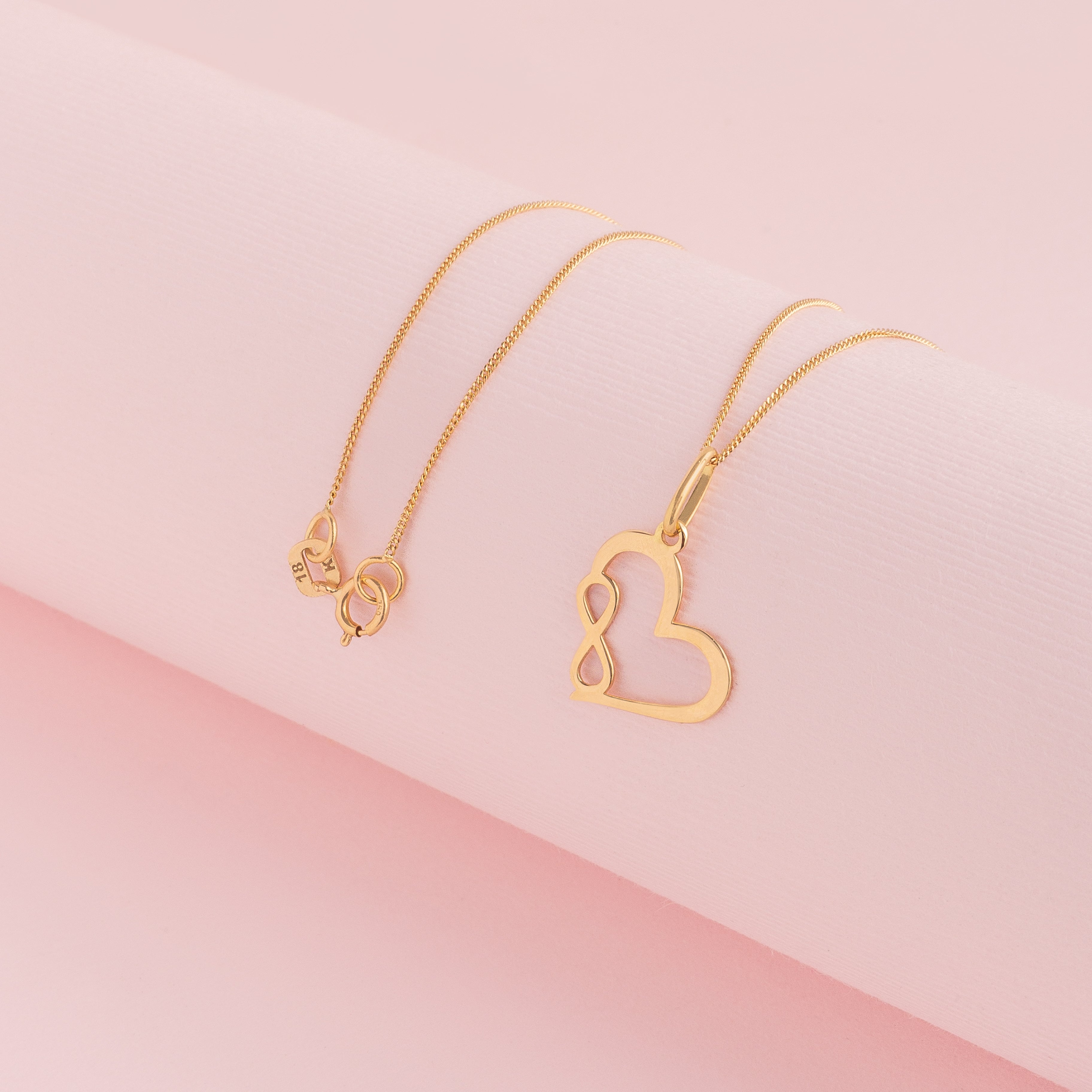 Collar Corazón Infinito Oro 18k