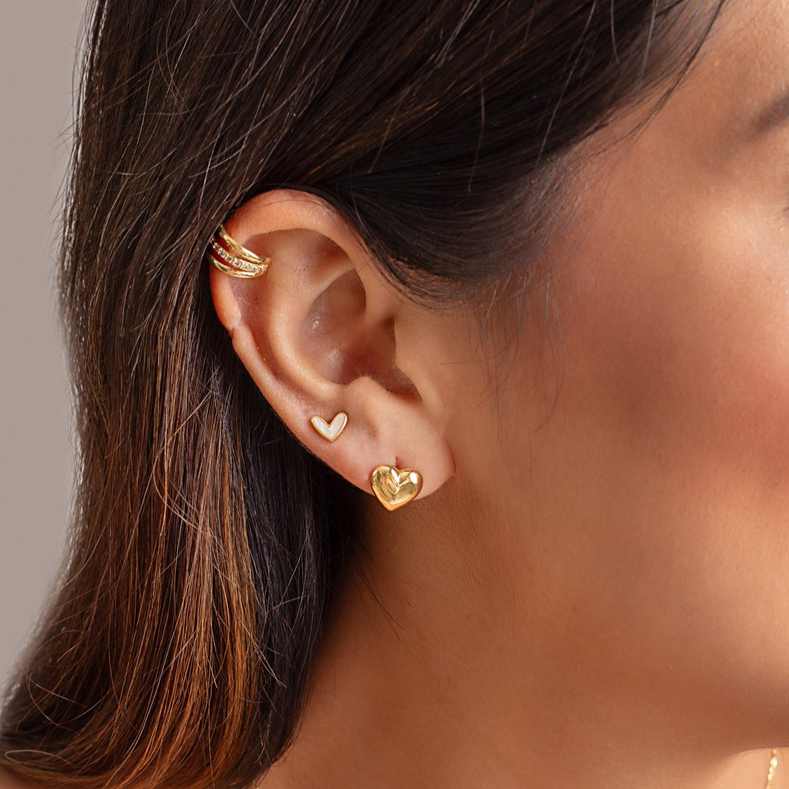 Aretes Corazón Semi Bombeado