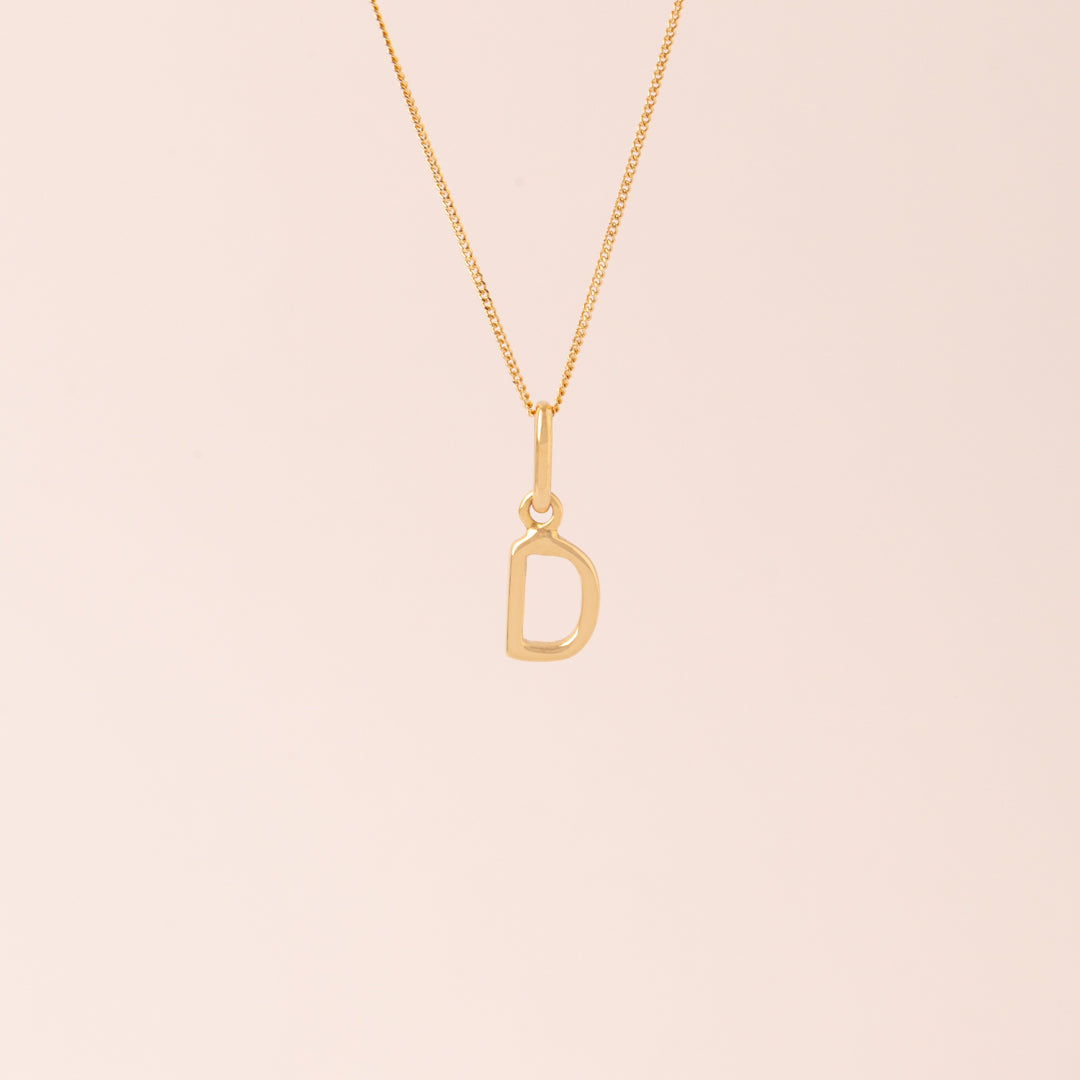 Dije Inicial Oro 18K