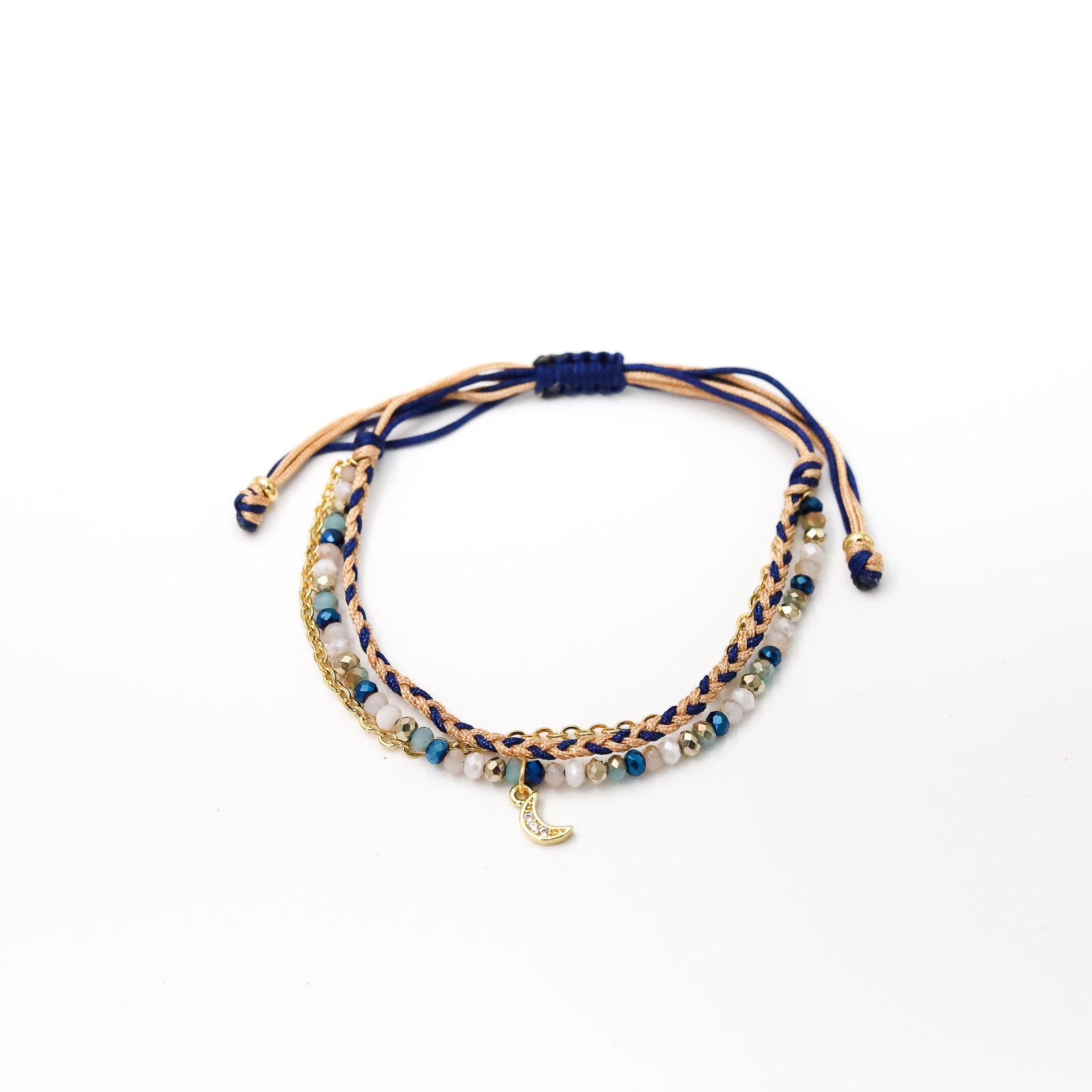 Pulsera Julieta triple tonos beige y azul: arbolito, luna, elefante