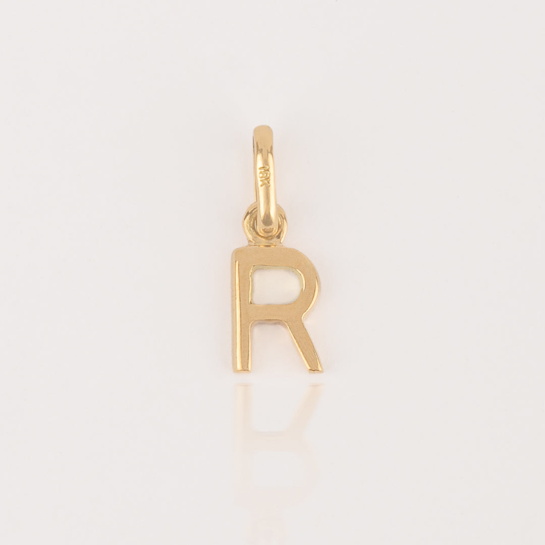 Dije Inicial Oro 18K