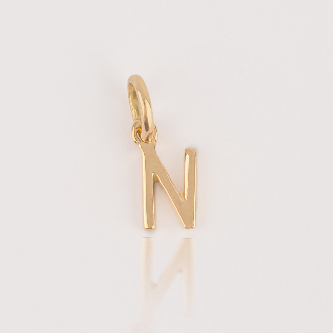 Dije Inicial Oro 18K