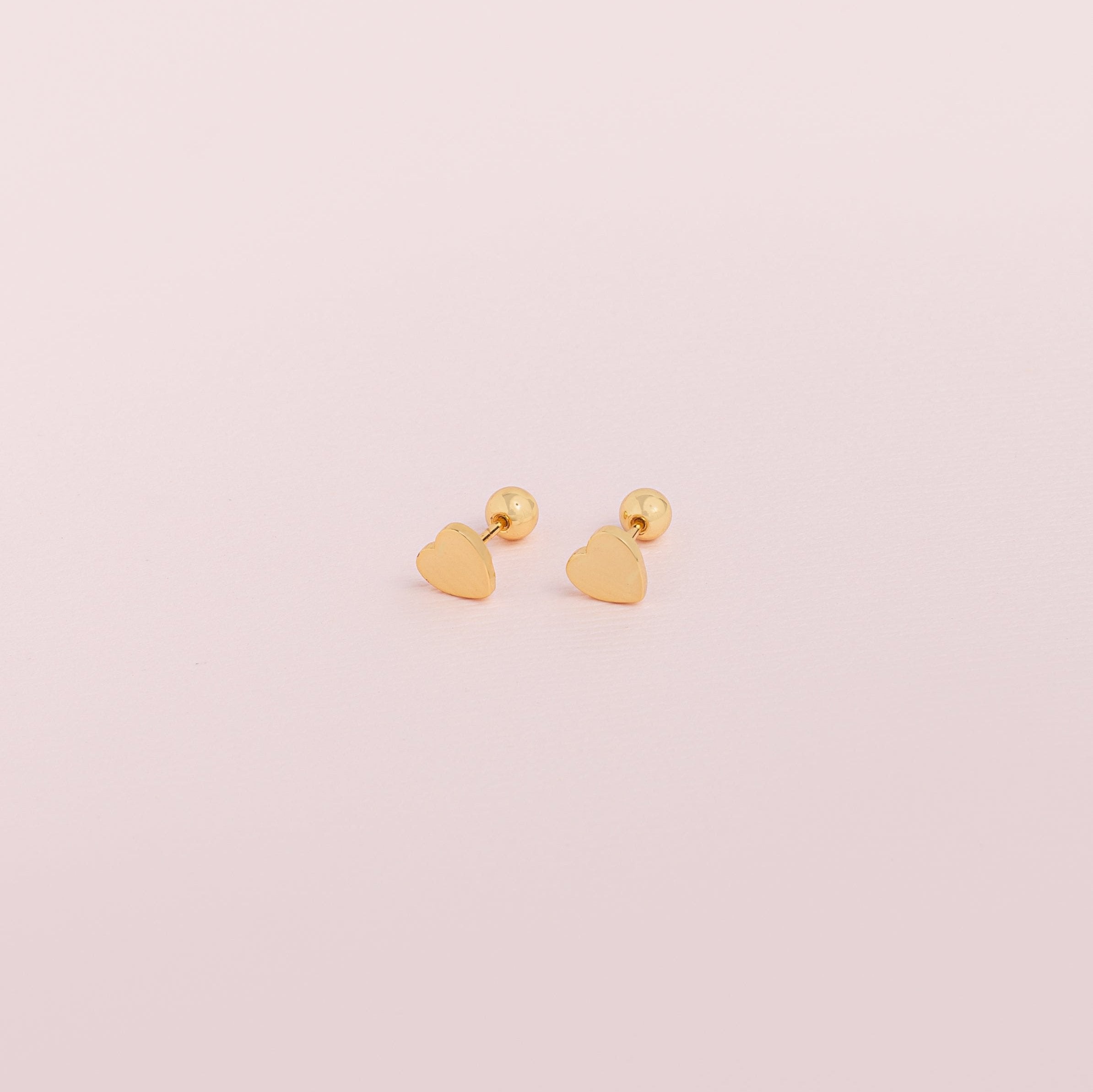 Aretes Love