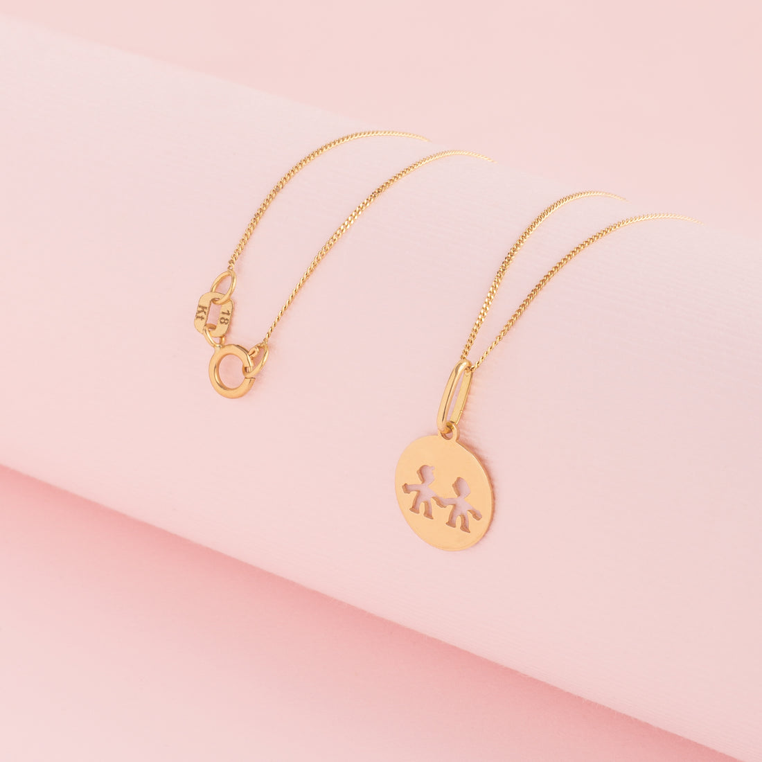 Dije Niños Oro 18k (precio no incluye cadena)