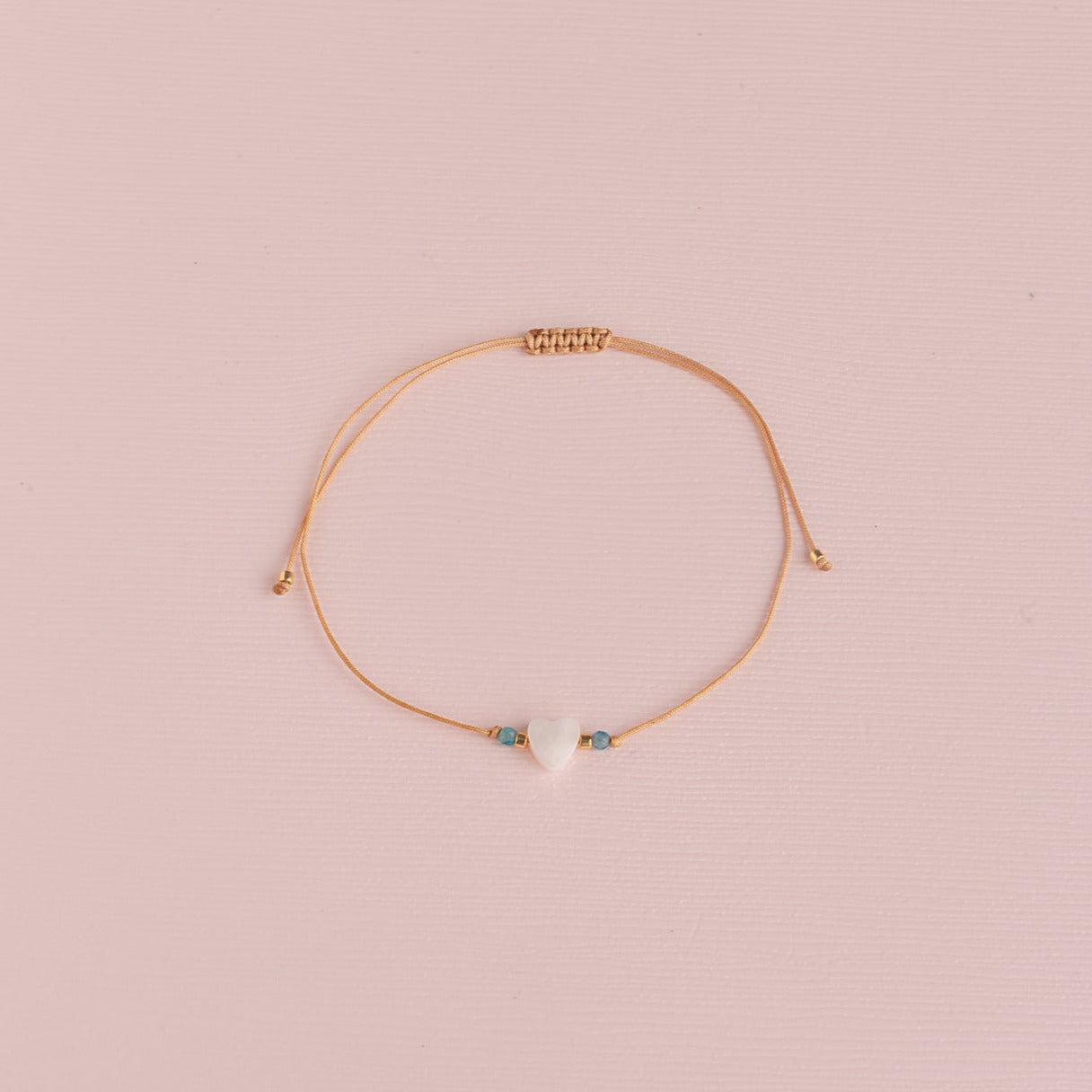 Pulsera Darice - Lia Corazón Nácar