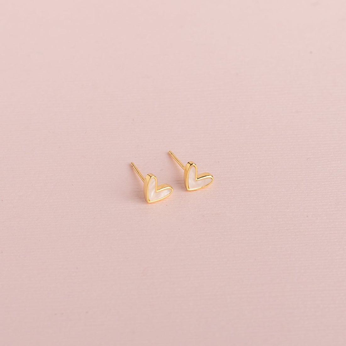 Aretes Corazón Nácar