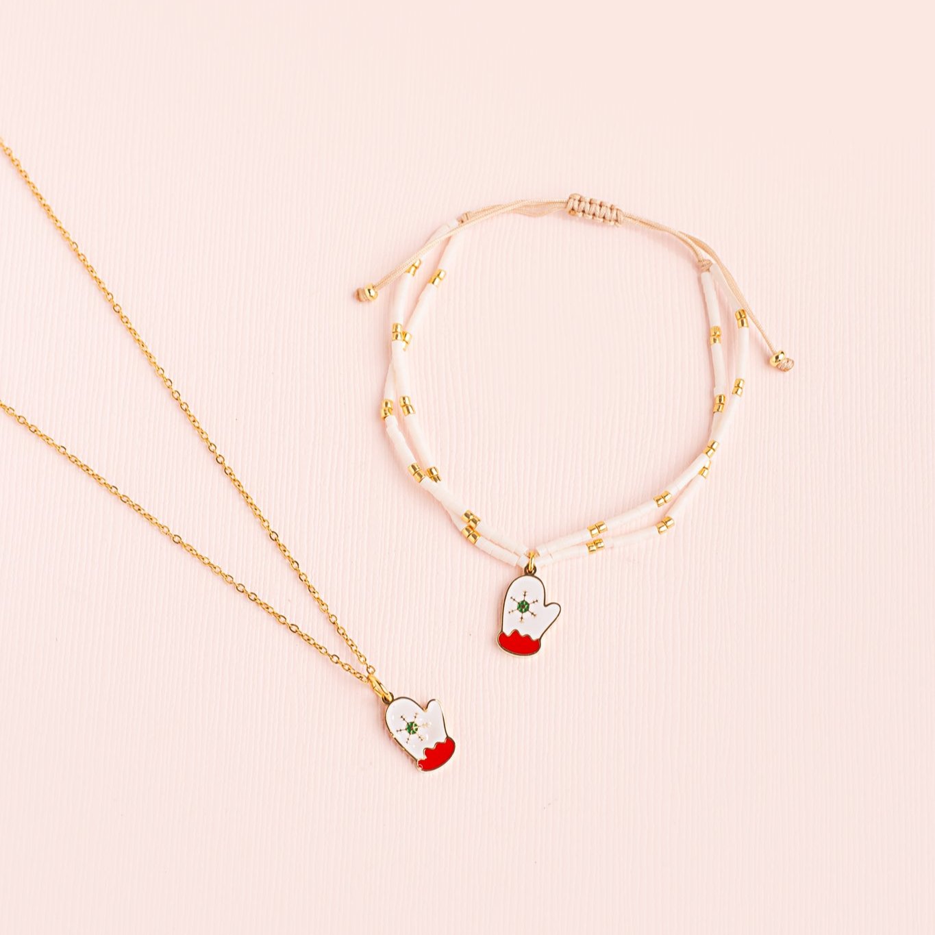 Packs  Collar y Pulsera Guantes Navideños
