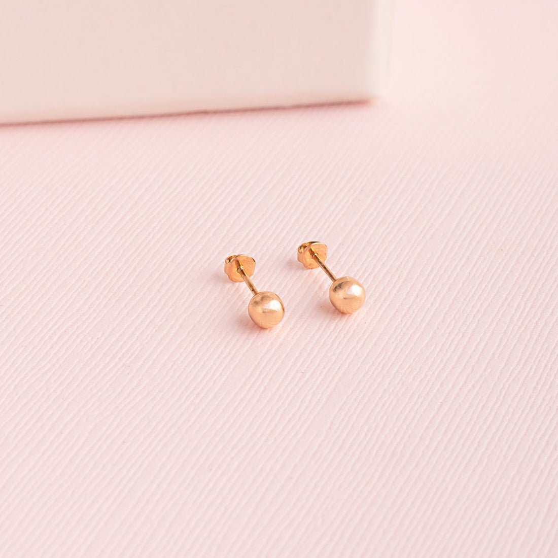 Aretes Bombitas Oro 18K