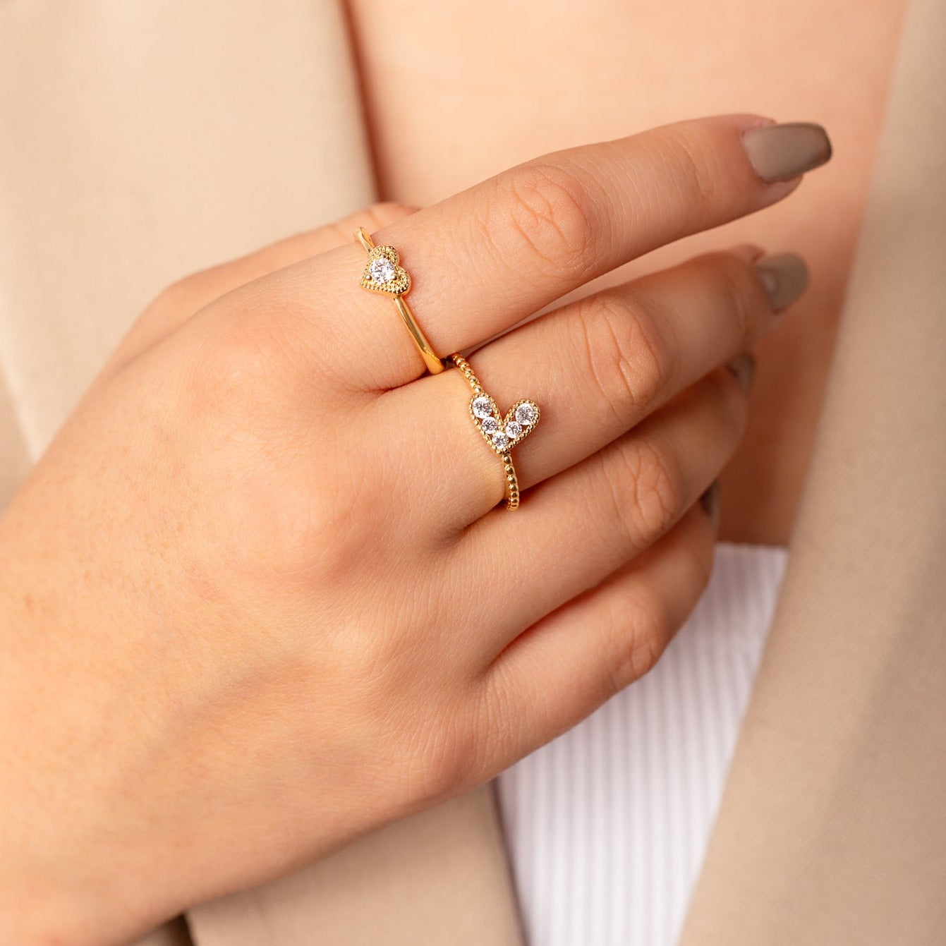 Anillo Corazón De Lado Strass Blanco