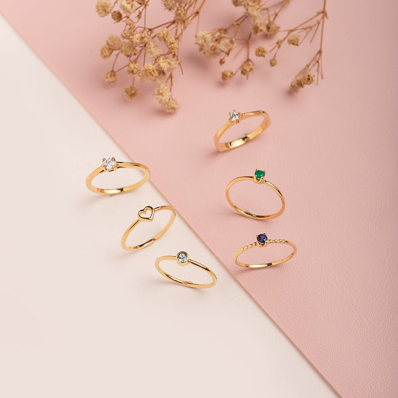 Anillo Corazón Mini Calado Oro 18K