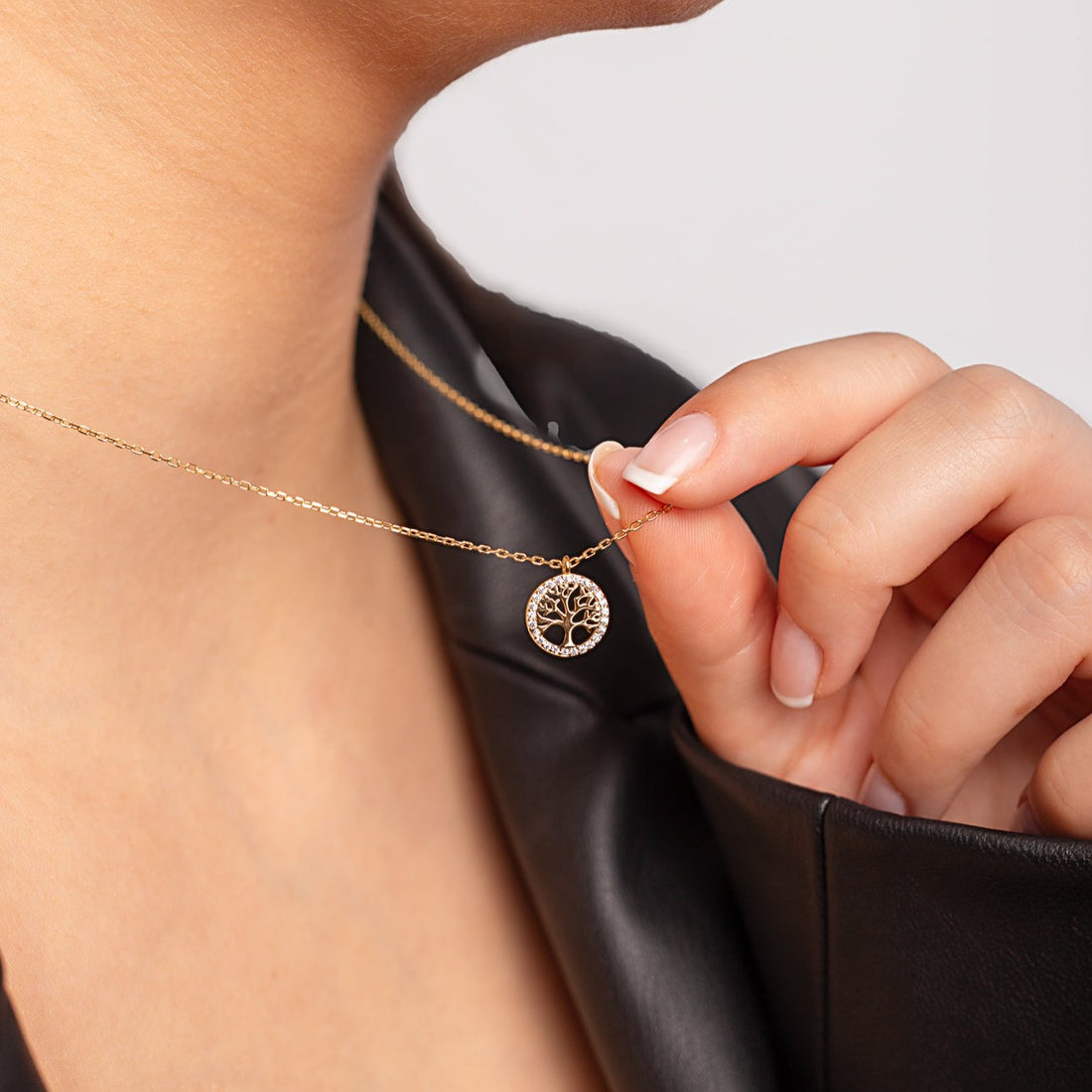 Collar Mini Medalla Árbol de la vida