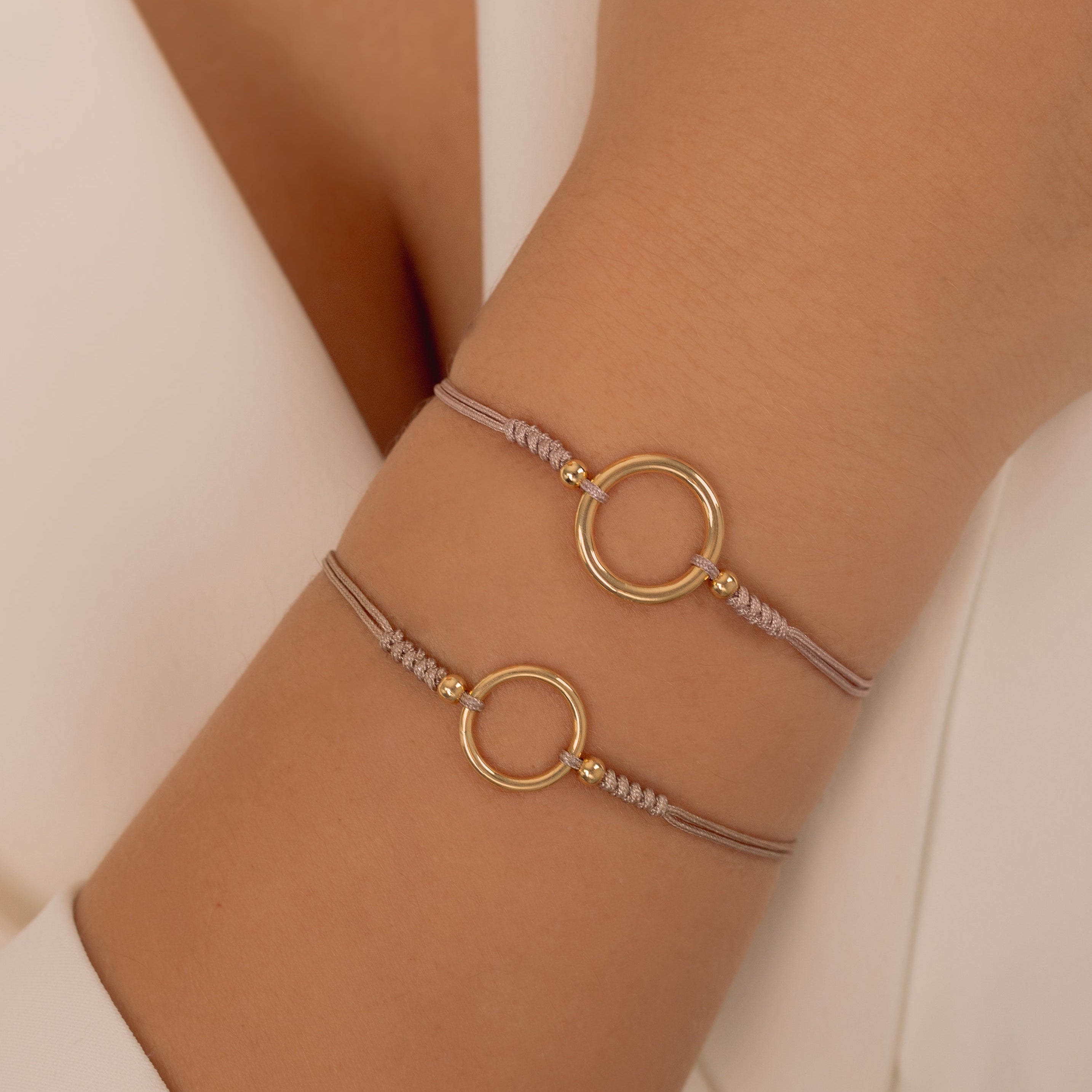 Pulsera Circulo de la Vida Mediano Oro 18k