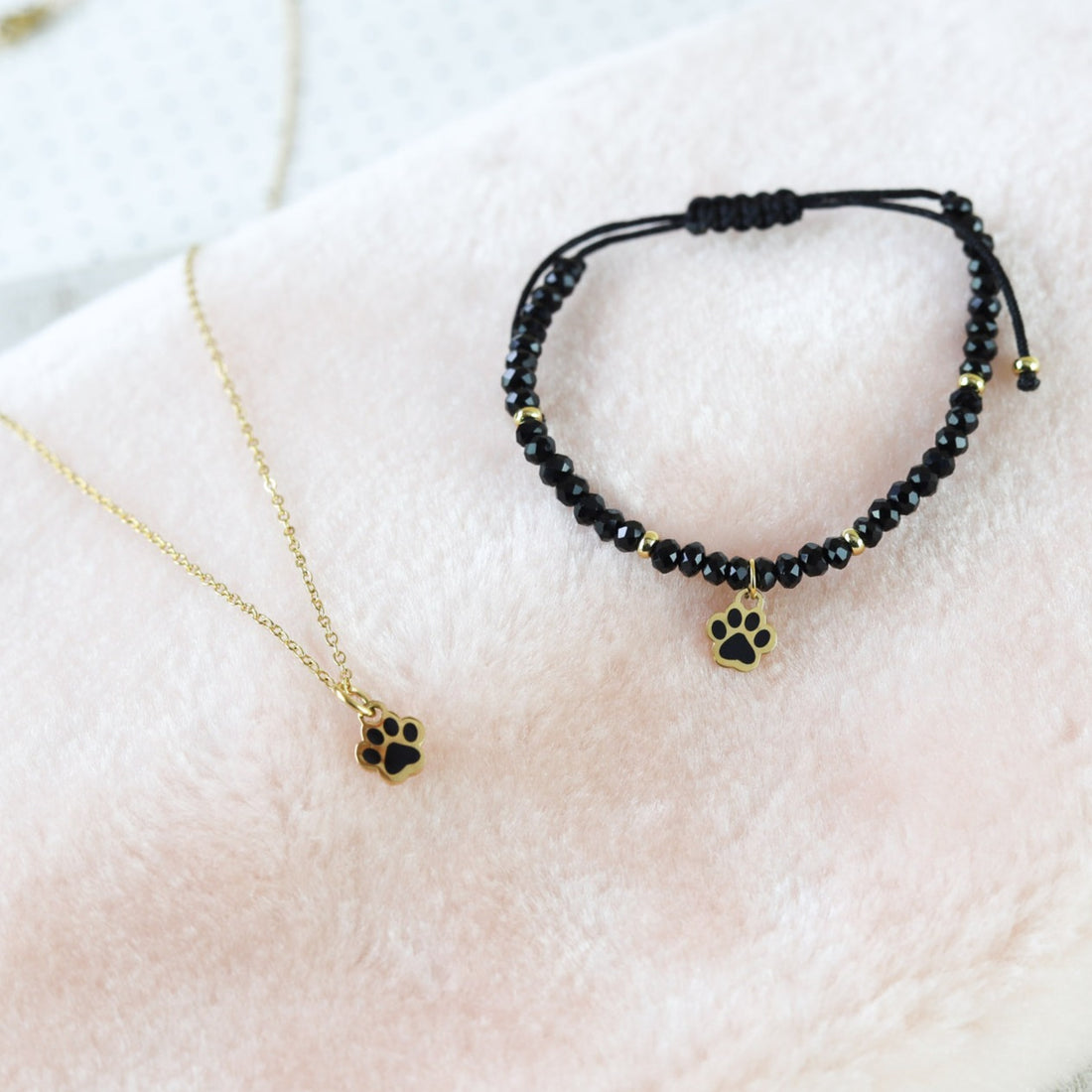 Pack x 2 Collar + Vera Hilo Huellita