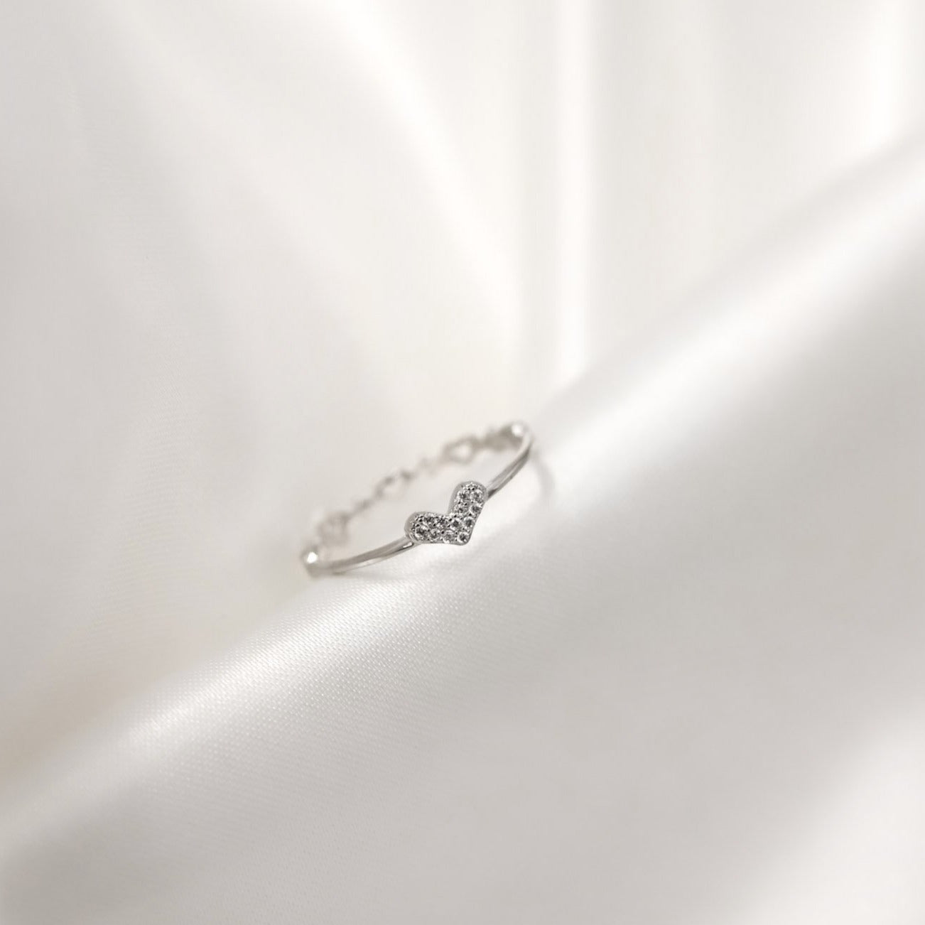 Anillo corazón strass plata