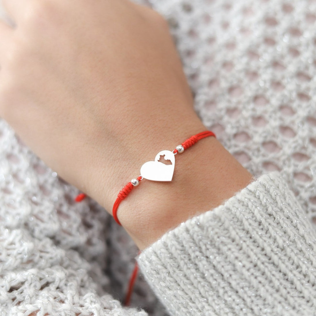 Pulsera Lia Snake rojo - Corazón mapa del Perú calado *