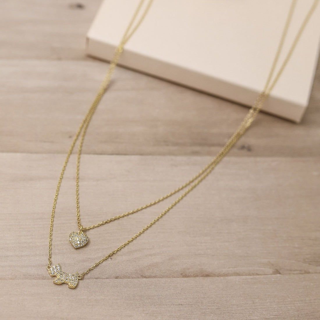 Collar Doble Caída Perrito y corazón (plata bañada en oro)