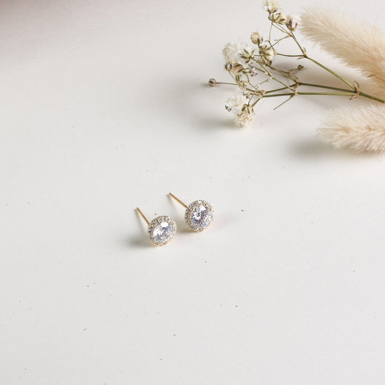 Aretes Diana Punto Luz