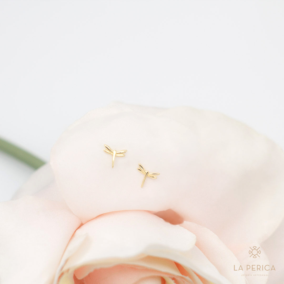 Arete libélula (plata bañada en oro)