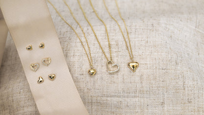 Collar Corazón Semi Bombeado