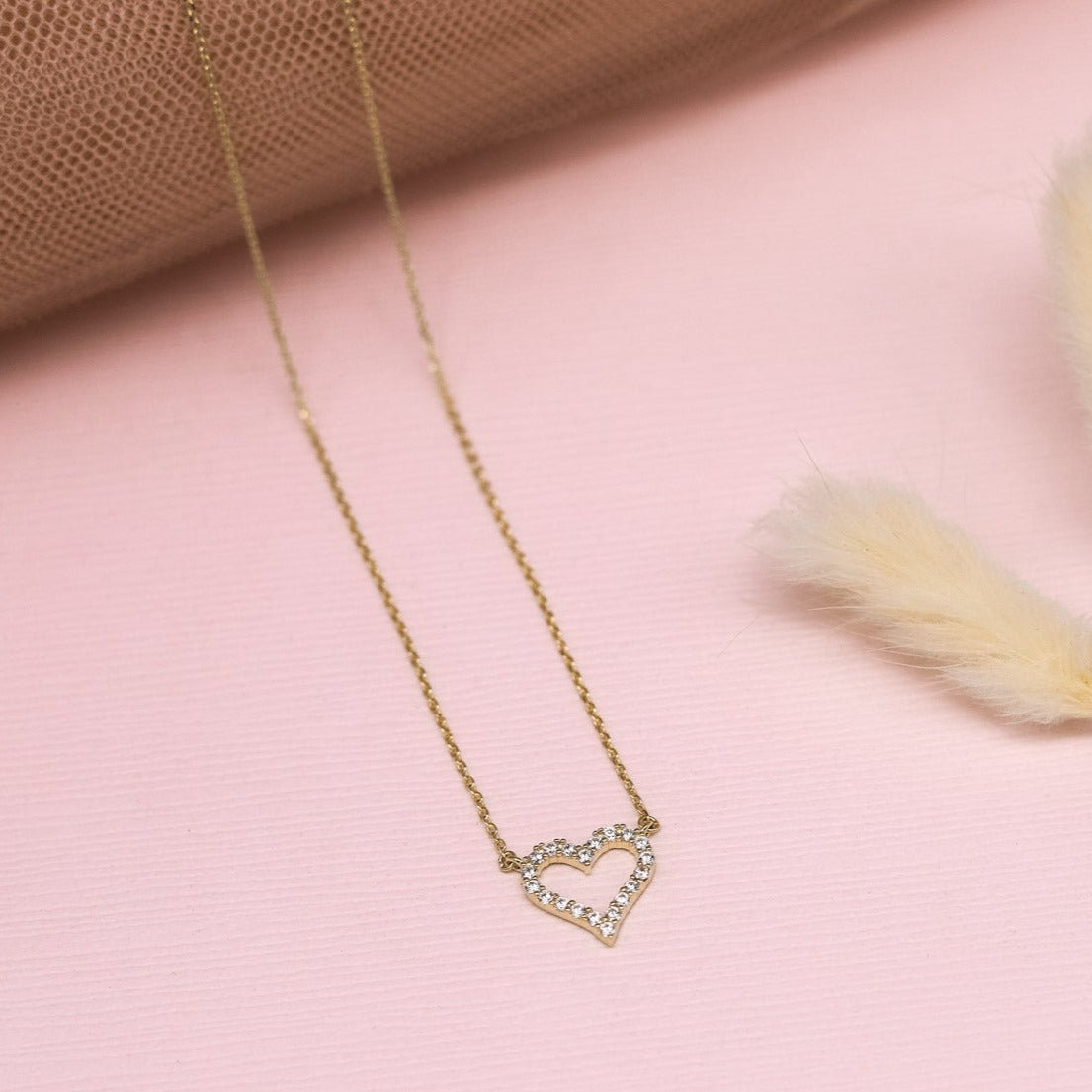 Collar Mini Corazón Calado Strass