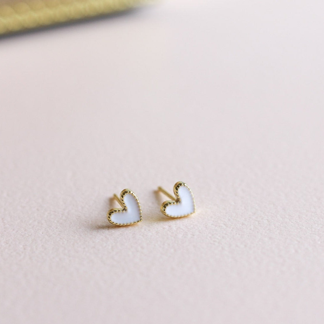 Aretes Corazón De Color