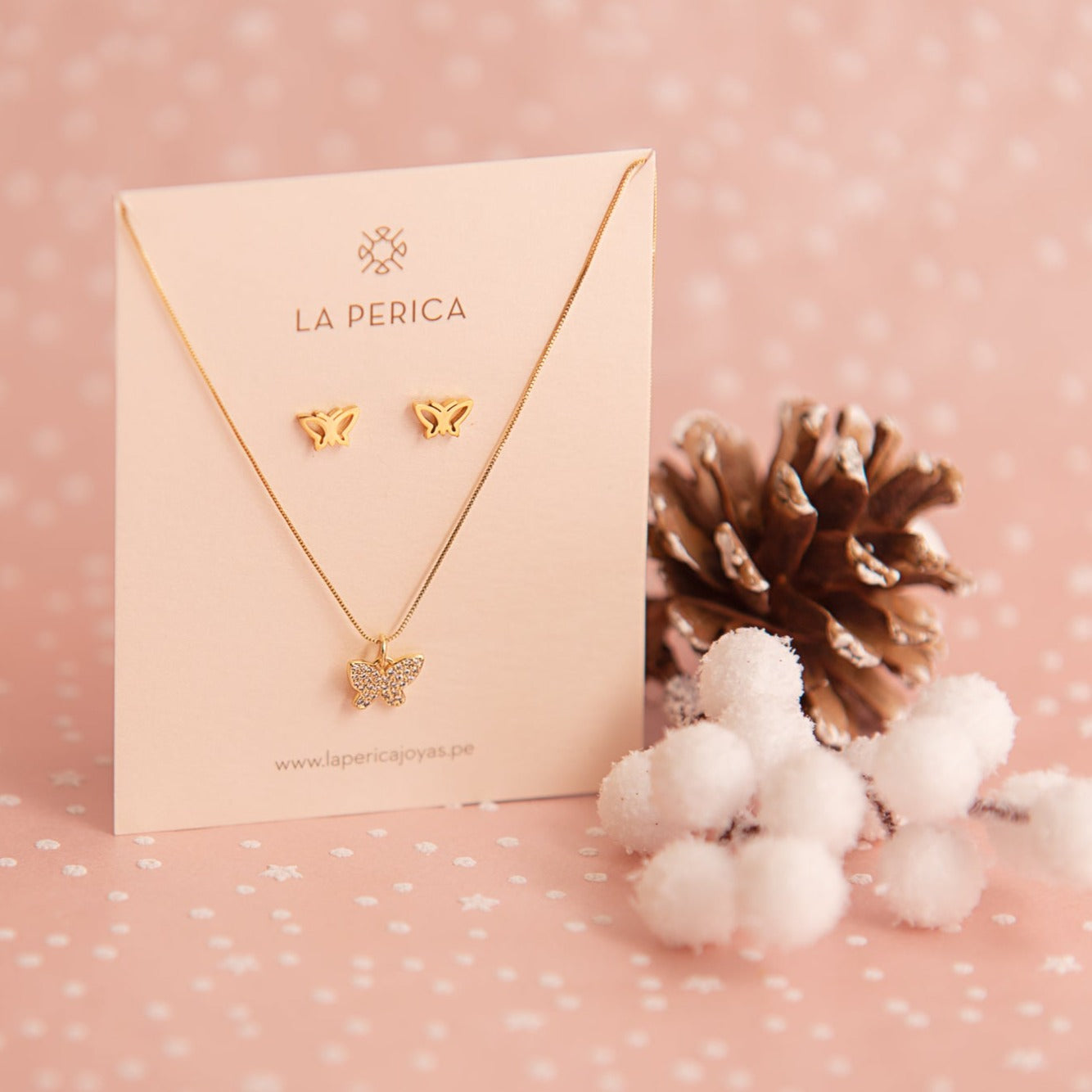 Pack collar + aretes mariposa
