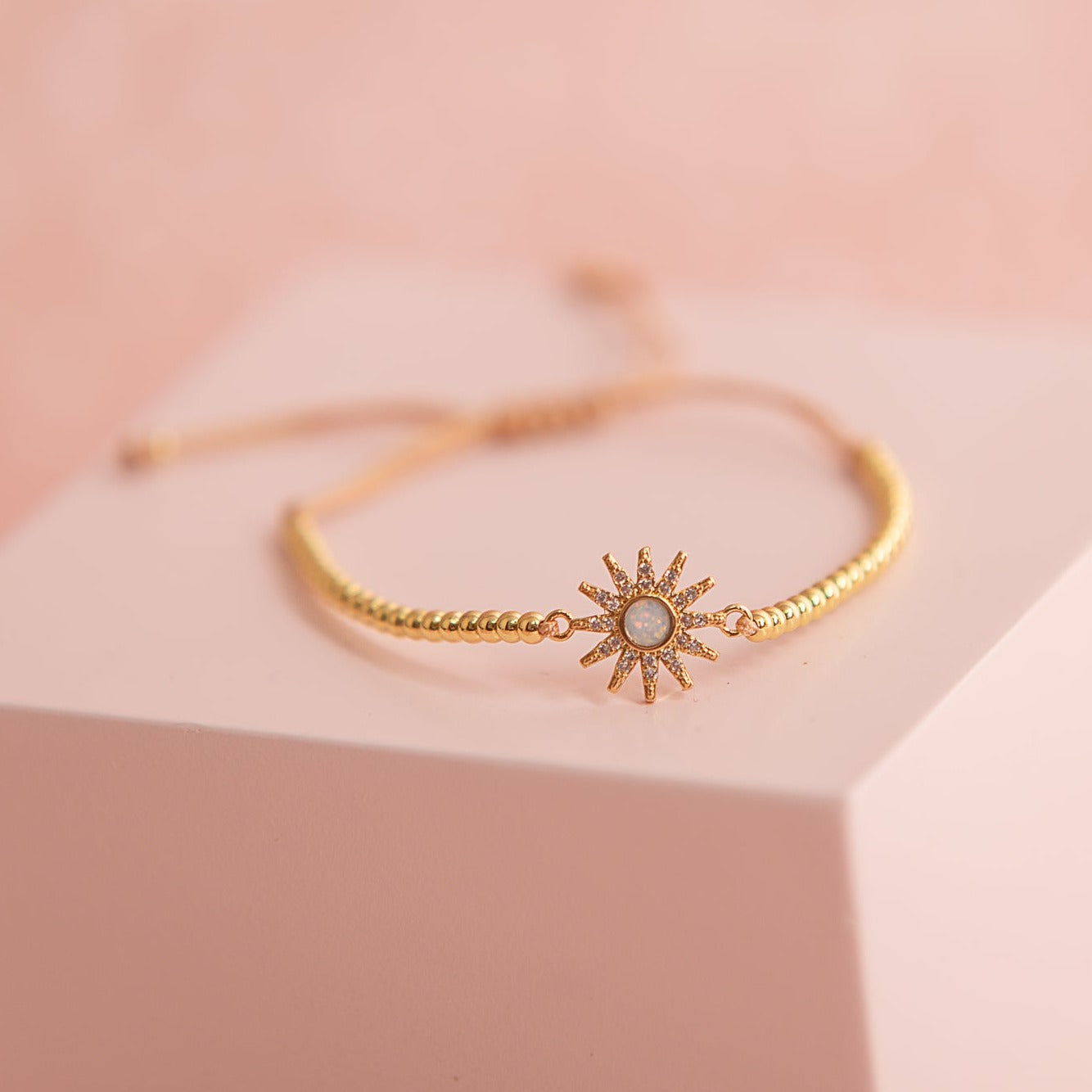 Pulsera Sole hilo sol nácar